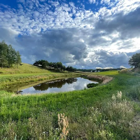 Na Kaszubach - Golubie - Sikorska Dolina I Casa de Férias Stara Sikorska Huta